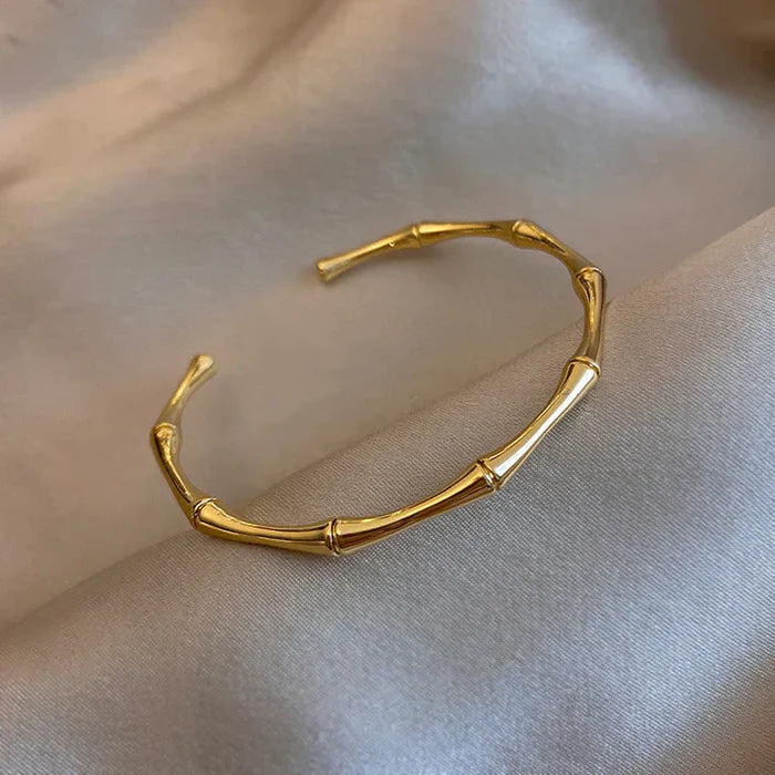 Premium Gold Series Bangle - Bracelet Style 2
