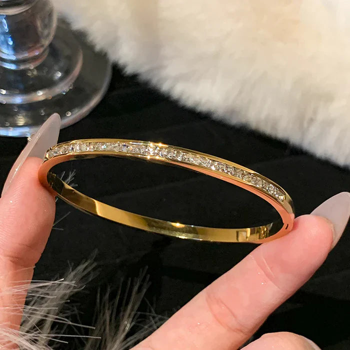 Premium Gold Series Bangle - Bracelet Style 3